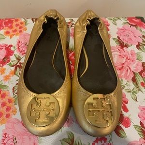 Gold Leather Tory Burch Flats!